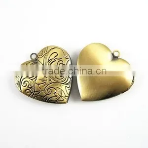 27mm Vintage Style Antiqued Bronze Flower Engraved Heart Shape Photo Locket Pendant Charm DIY Supplies 1131005 thumbnail-1