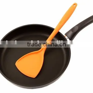 2016 Essential Heat-Resistant Flexible Nonstick Silicone Baking Spatula thumbnail-3