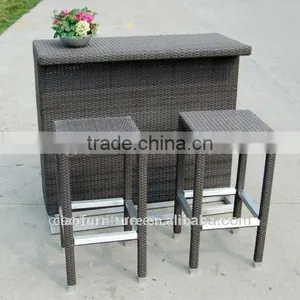 Patio Bar Furniture Outdoor Wicker Bistro Bar Stools thumbnail-3