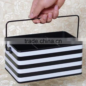 Rectangle Metal Camping Beer Ice Bucket With Inner Lattice thumbnail-1