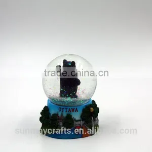 Wholesale Custom Canada Souvenir Snow Globe for Sale thumbnail-5