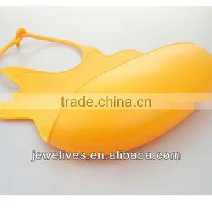 Animal Shape Printing Customed Baby Silicone Bibs thumbnail-1