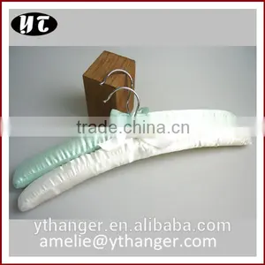 Gift Hanger Household Fabric Hanger thumbnail-1