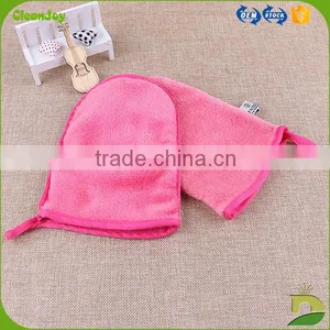 Custom Logo Soft Microfiber Makeup Glove thumbnail-3
