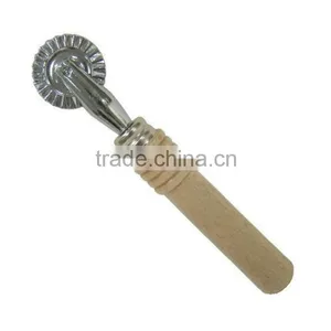 High Quality Zinc Alloy Ravioli Maker Cutter With Wooden Handle thumbnail-1