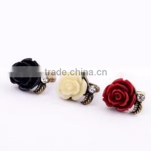 Hot-selling Fashion Lady Vintage Bronze Crystal Black Rose Flower Branch Finger Ring thumbnail-5
