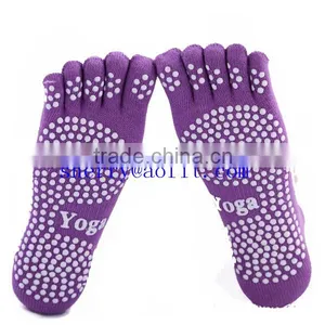 Wholesale Yoga Toe Non-skid Socks thumbnail-2