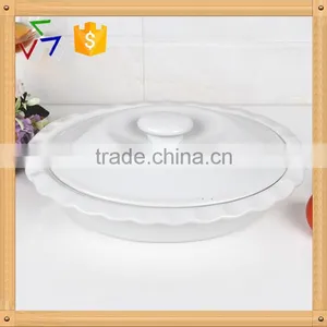 11.5" Oval Porcelain Baking Sheet With Lid thumbnail-1