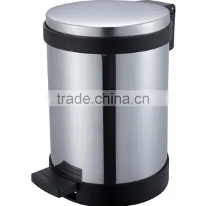 High Quality Foot Pedal Garbage Bin thumbnail-1