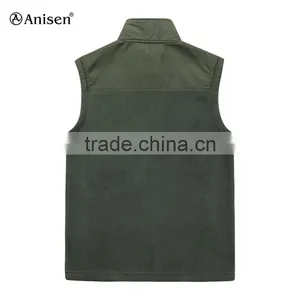 China Waterproof and Windproof Warm Men 100%nylon Softshell Vest thumbnail-2
