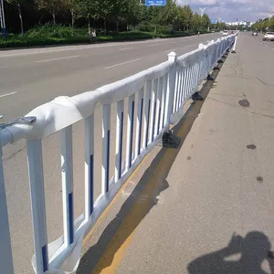Temporary Guardrail For Separation Man Vehic Steel Road Guardrail thumbnail-3