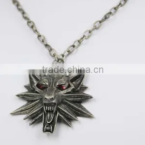 Hot Sale Game Retro Jewelry The Witcher 3 Wolf Head Red Eye Pendant Necklace thumbnail-3