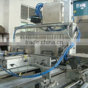 Ball Lollipop Stick Inserting Machine thumbnail-1