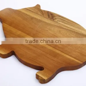 Kitchen Acacia Wood Animal Shaped Cutting Board thumbnail-3