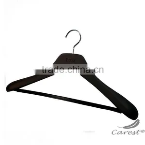 Manufacturer Cheap Plastic Injection Mold for Plastic Hanger thumbnail-3