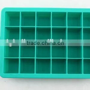 24 Cavities Square Shaped Silicone Ice Cube Tray thumbnail-2