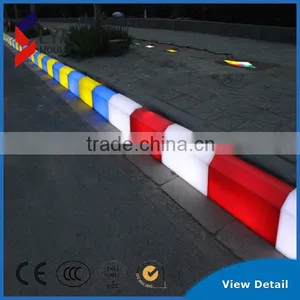 China Factory Direct Supply Durable Granite Kerb Stone LED Light Street Barriers thumbnail-4
