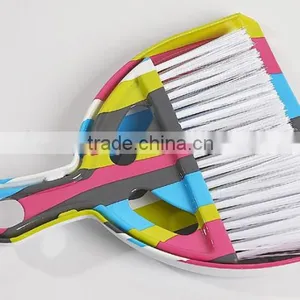 Printed Plastic Dustpan and Brush Set for Table thumbnail-2
