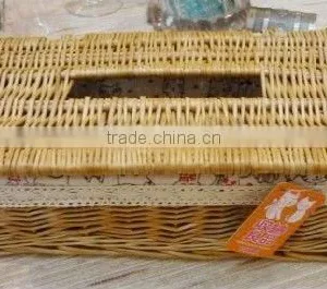 Hanging Wicker Basket for Picnic thumbnail-1