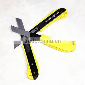 Plastic Utility Knife thumbnail-1