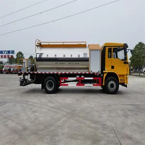 Road Maintenance Vehicle Export, Dongfeng Export-type Asphalt Distributor, Custom Production thumbnail-4