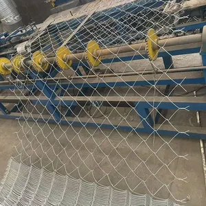 Chain Link Fence With 12.7mm Diameter Posts for High Wind Areas thumbnail-3