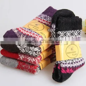 Women's Thicken Socks 5 Pairs/lot New Winter Thermal Cashmere Socks Women Warm Rabbit Wool Socks thumbnail-3