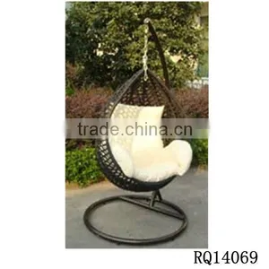 Rattan Garden Swing Chair For Outdoor Use thumbnail-1