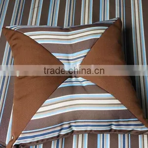 Oyster Rattan Garden Daybed With Canopy thumbnail-3