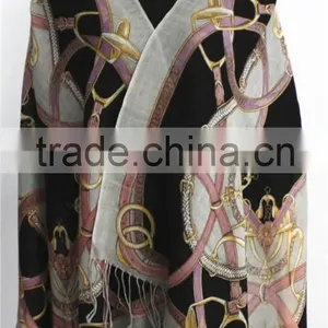 Belt Printed Wool Scarf With Fringe thumbnail-2