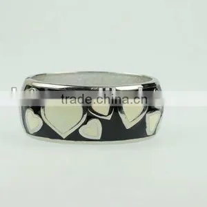 Heart Shape Black Big Metal Bangle thumbnail-1