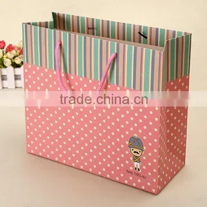 Beautiful Cartoon Paper Gift Packaging Bag thumbnail-1