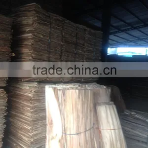 Viet Nam Suppliers 1.5 - 2.0 mm Eucalyptus Veneer thumbnail-3