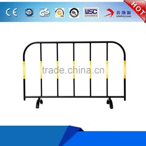 Galvanized Crowd Control Barrier thumbnail-4