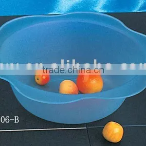 Plastic Fruit/salad Bowl thumbnail-1