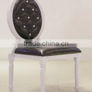 Wholesale Elegant Oval Back Louis Stackable Aluminum Banquet Chair With Crystal Buttons LQ-B999A thumbnail-1