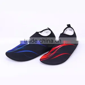 TPR and EVA Outsole Comfortable Yoga Water Sports Shoes Men thumbnail-3