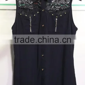 Women's Sleeveless Viscosa Blouse With Laced Back Yoke and Front Yoke Black thumbnail-1