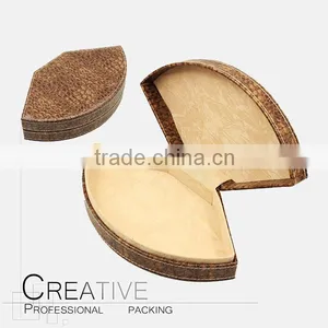 New Design Fan Leather Gift Box Packaging thumbnail-1