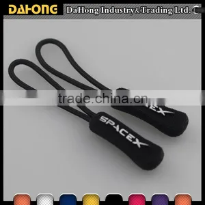 Fashion Garment/backpack Plastic Zipper Puller thumbnail-1