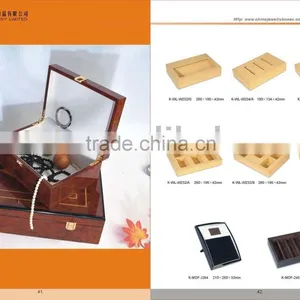 Gift Boxes thumbnail-1