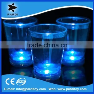 2OZ LED Liquid Activated Light up Shot Glasses thumbnail-2