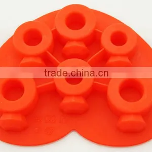 Creative Design With Ring Shape Ice Cube Tray thumbnail-2