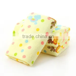 Bright Colored Dots Printed Cozy Towel thumbnail-5
