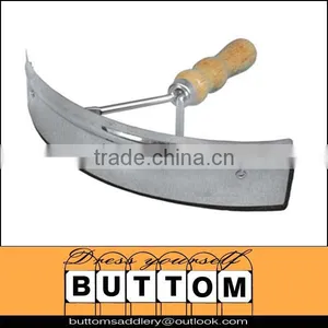 Stainless Steel Sweat Scraper Horse Sweat Scraper Wooded Handle Sweat Scraper thumbnail-1
