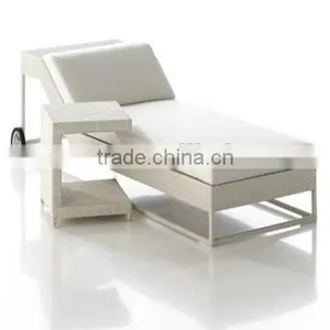 Fashion Design White Lounge Chair thumbnail-1