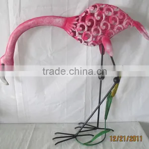 Metal Pink Flamingo Garden Ornaments Home Decoration Handmade Craft From Waste Material thumbnail-3