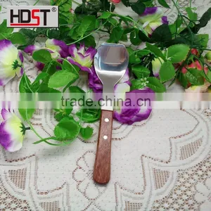 Good Quality 430 Stainless Steel Ice Spade With Wooden Handle Direct Sale by Factory thumbnail-1