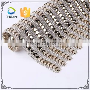 Fashion Garment Adhesive Mesh Fabric Trimming Rhinestone Mesh Roll Quality Choice thumbnail-4