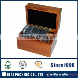 Classic Design World Sports Cup Wooden Medal Box for 2 Medals thumbnail-1